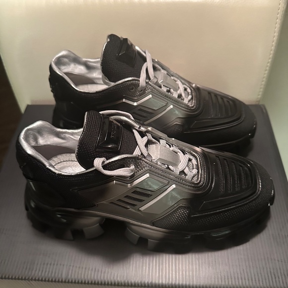 Prada Cloudbust Thunder Black & Silver Brand New ! - Picture 4 of 4